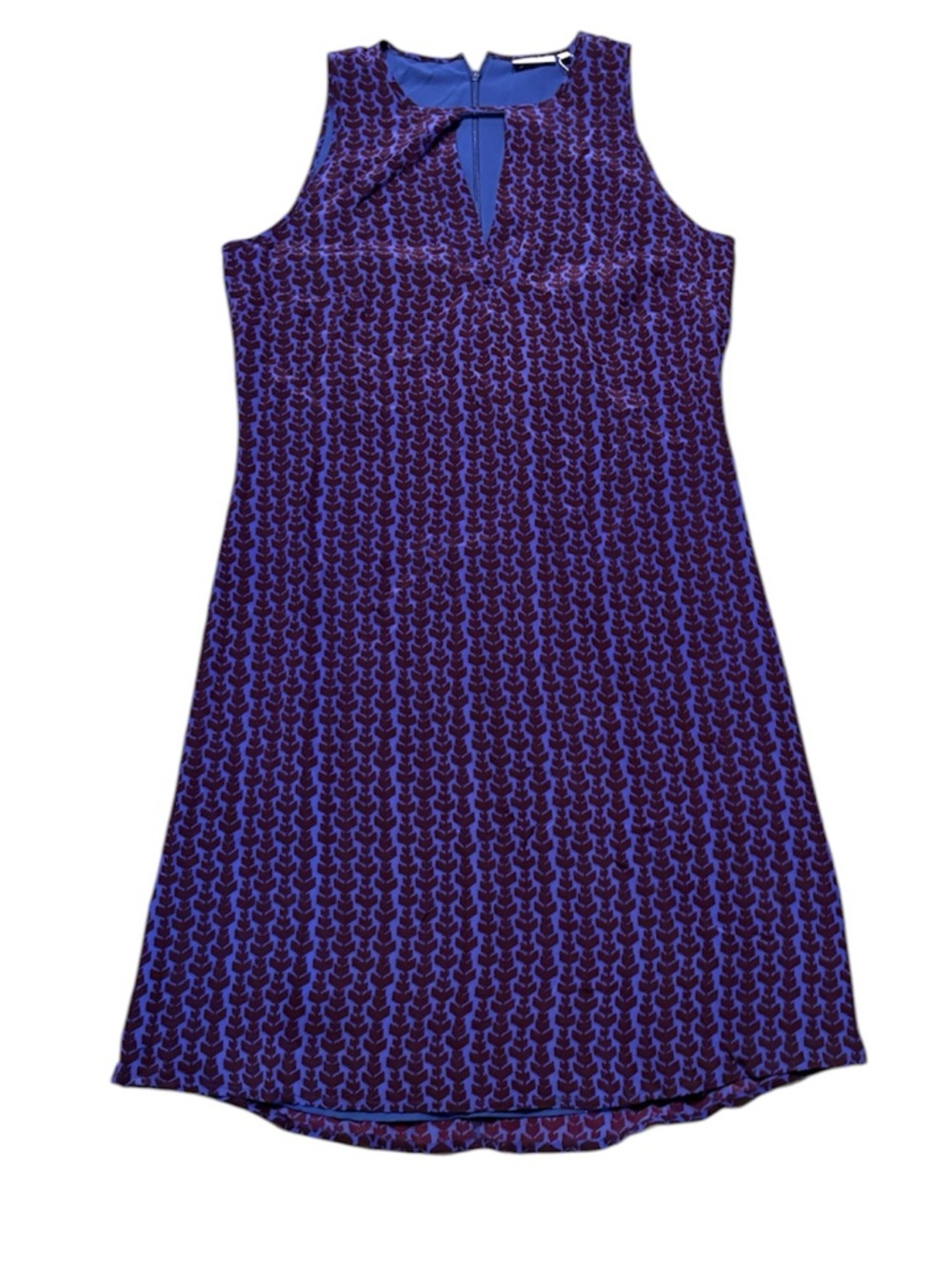 Ellie Kai Sleeveless Purple Patterned Shift Dress with Keyhole silk